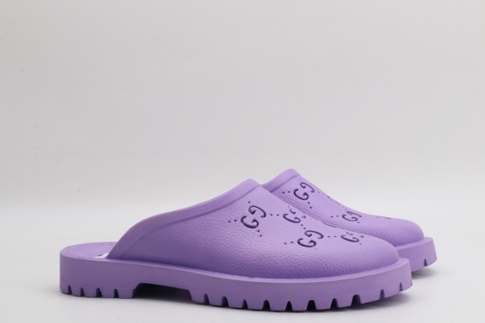 G*u*i sandal