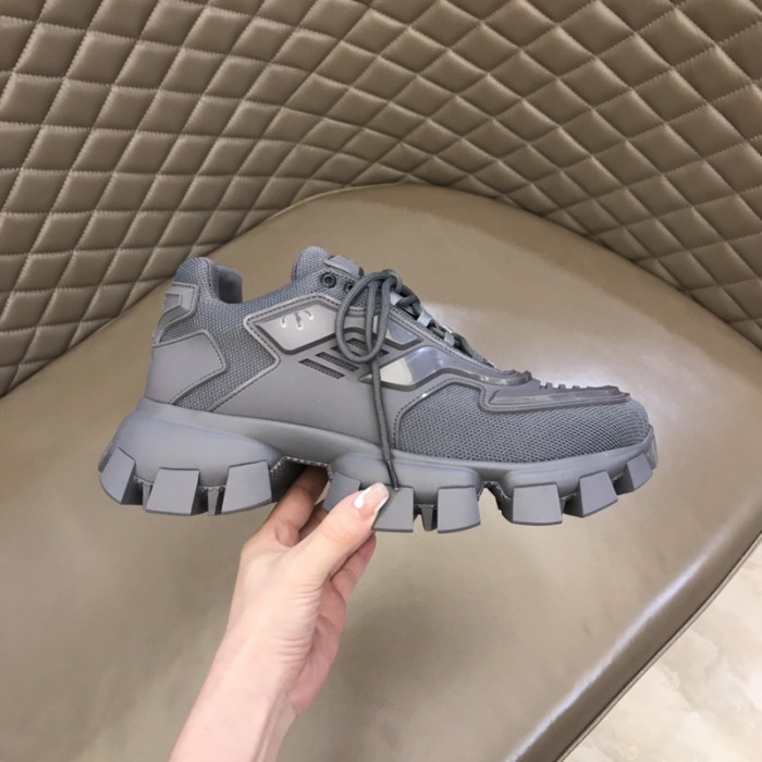 Pra*a sneaker