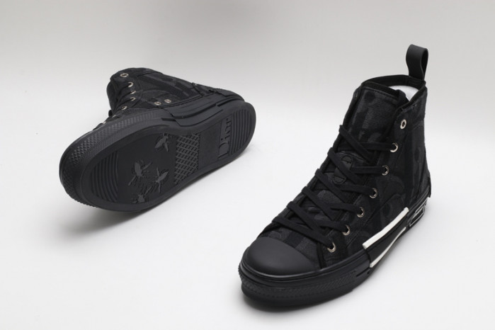 DIO* B23 OBLIQUE HIGH-TOP SNEAKER
