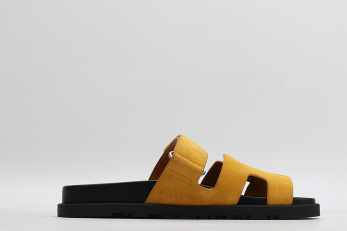 H**mes sandals