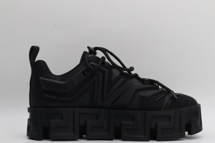VERS SNEAKERS