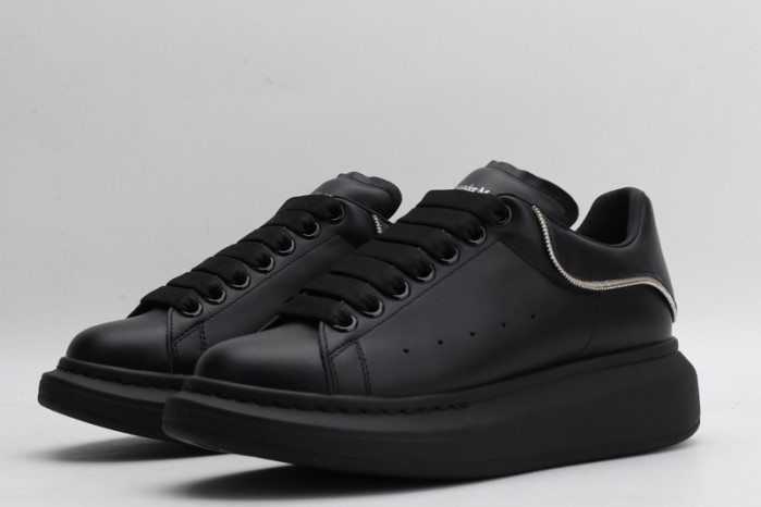 ALEXANDER MCQUEEN OVERSIZED