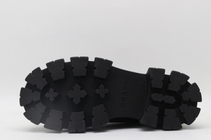 Pra*a shoes