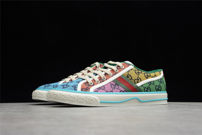 G*u*i sneaker