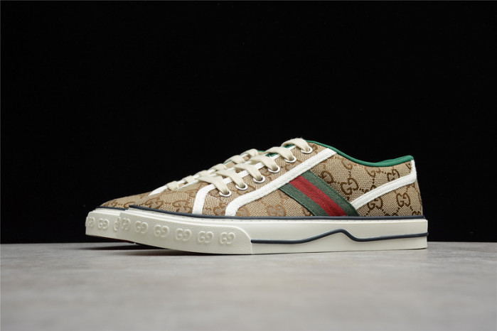 G*u*i sneaker