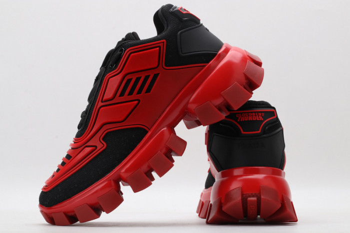 Pra*a sneaker