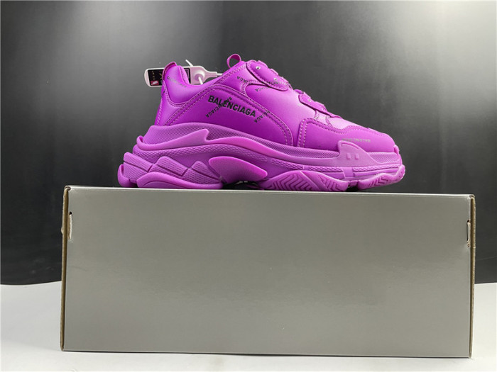 BLCG SNEAKER TRIPLE.S.