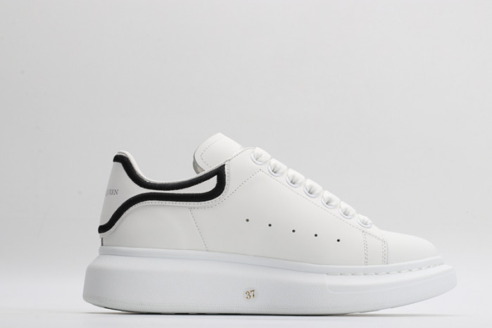 ALEXANDER MCQUEEN OVERSIZED