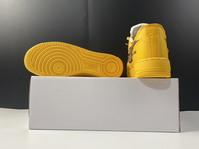 NIKE AIR FORCE 1 UNIVERSITY GOLD DD1876-100