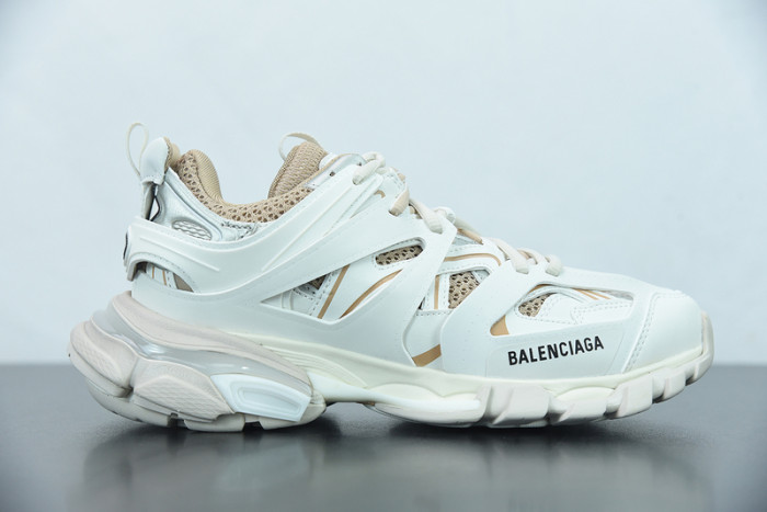 Ba*len*cia*ga track