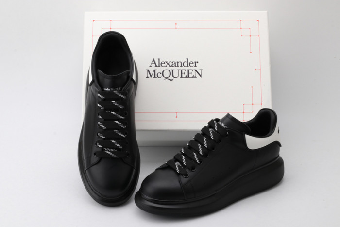 ALEXANDER MCQUEEN OVERSIZED