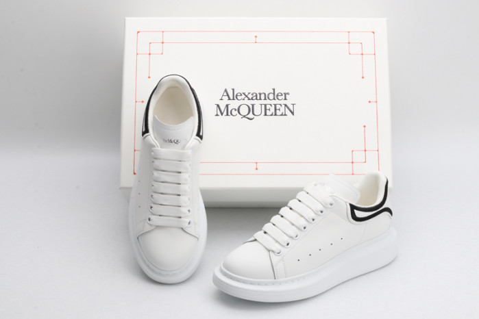 ALEXANDER MCQUEEN OVERSIZED