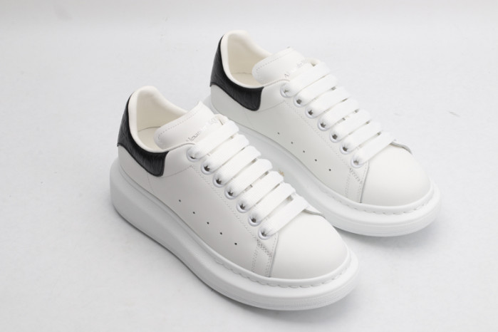 ALEXANDER MCQUEEN OVERSIZED
