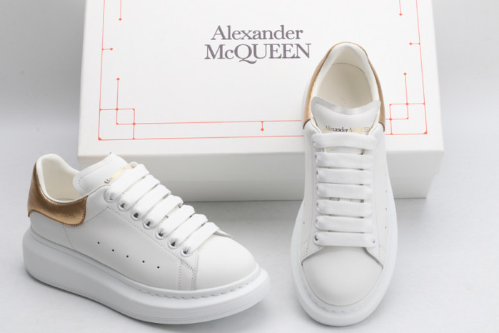 ALEXANDER MCQUEEN OVERSIZED
