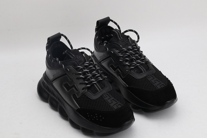 VERS SNEAKERS