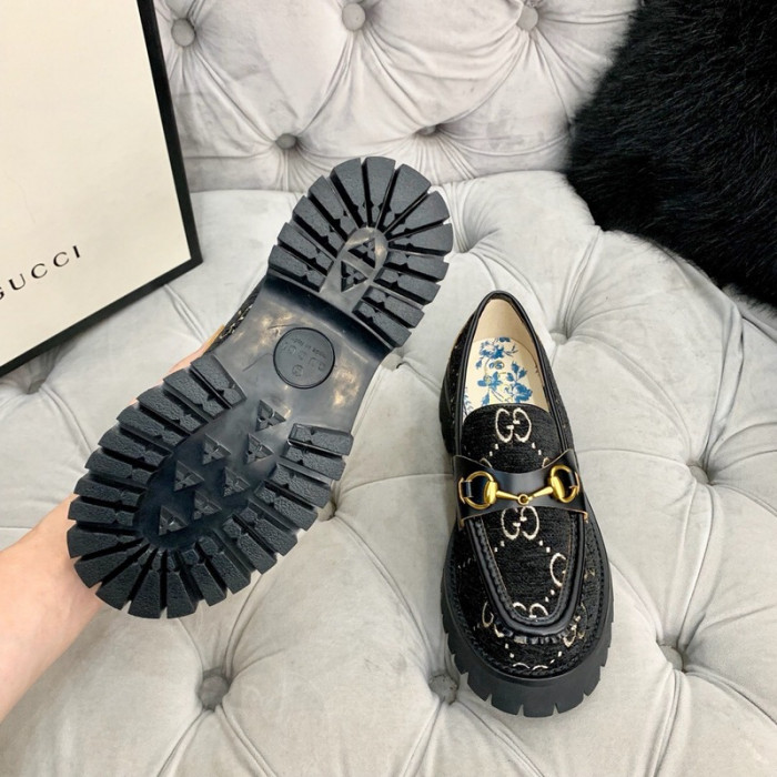 G*u*i loafers