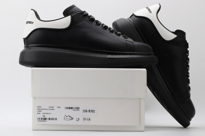 ALEXANDER MCQUEEN OVERSIZED