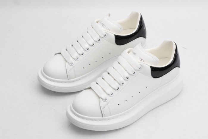ALEXANDER MCQUEEN OVERSIZED