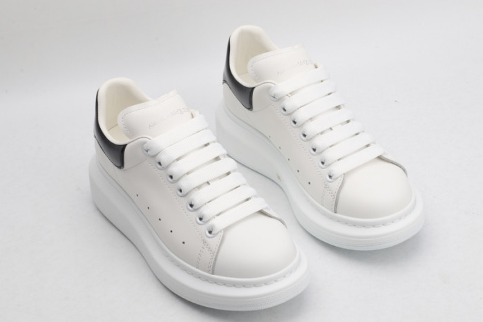ALEXANDER MCQUEEN OVERSIZED