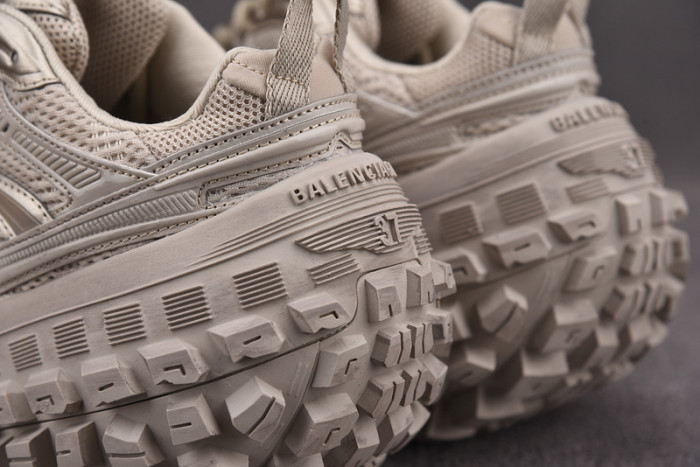 Ba*len*cia*ga ddfender sneakers
