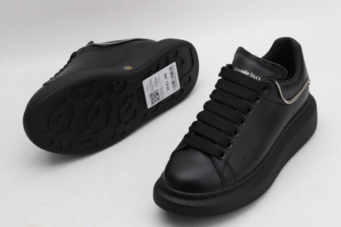 ALEXANDER MCQUEEN OVERSIZED