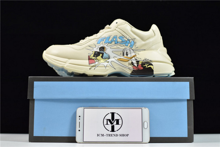 G*u*i sneaker