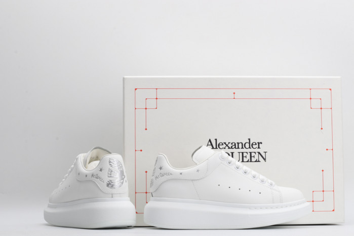 ALEXANDER MCQUEEN OVERSIZED