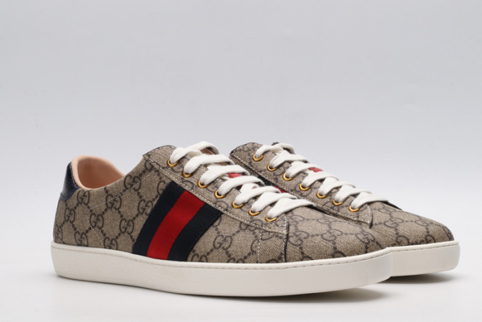 G*u*i  platform sneaker