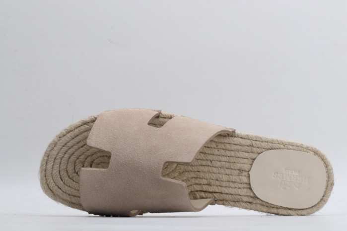 H**mes sandals