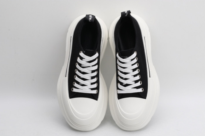 Alexander McQueen Tread