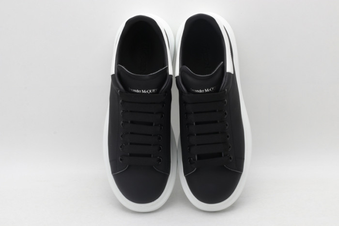 ALEXANDER MCQUEEN OVERSIZED