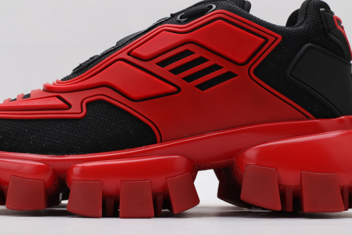 Pra*a sneaker