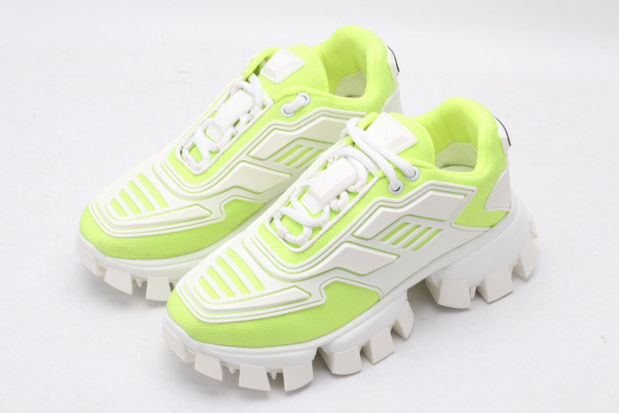 Pra*a sneaker