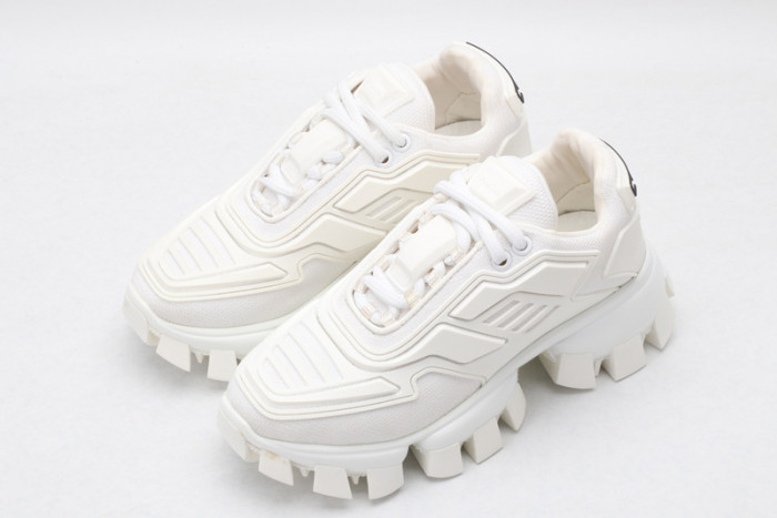 Pra*a sneaker
