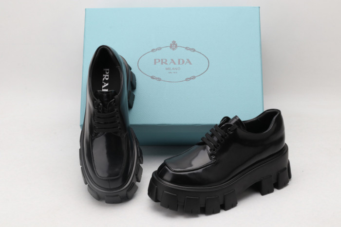 Pra*a shoes
