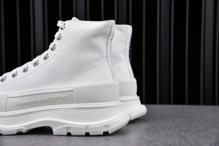 ALEXANDER MCQUEEN OVERSIZED