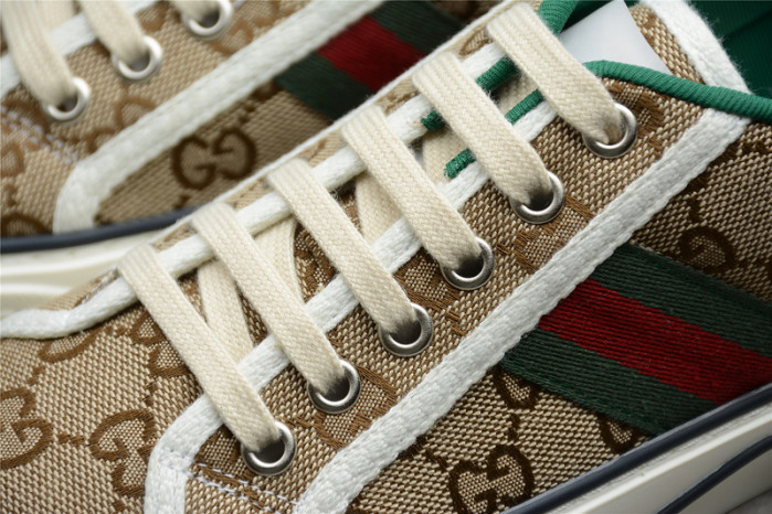 G*u*i sneaker