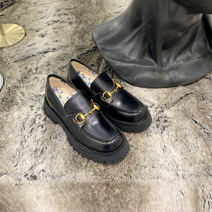 G*u*i loafers