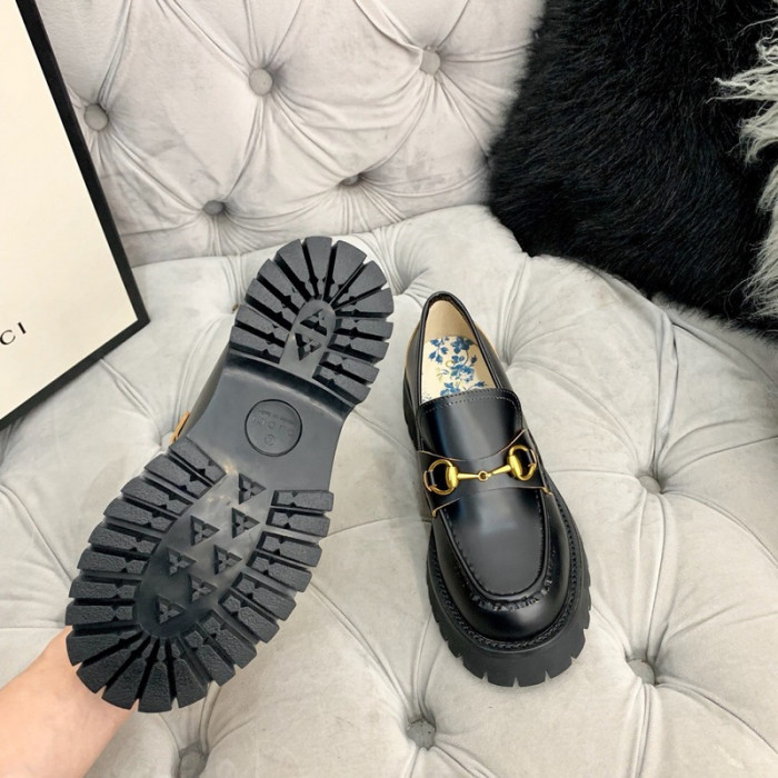 G*u*i loafers
