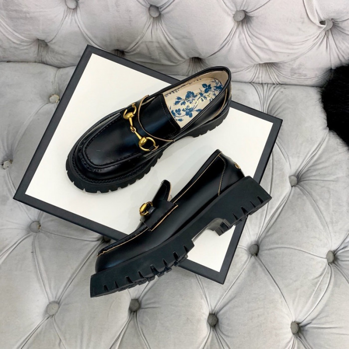 G*u*i loafers