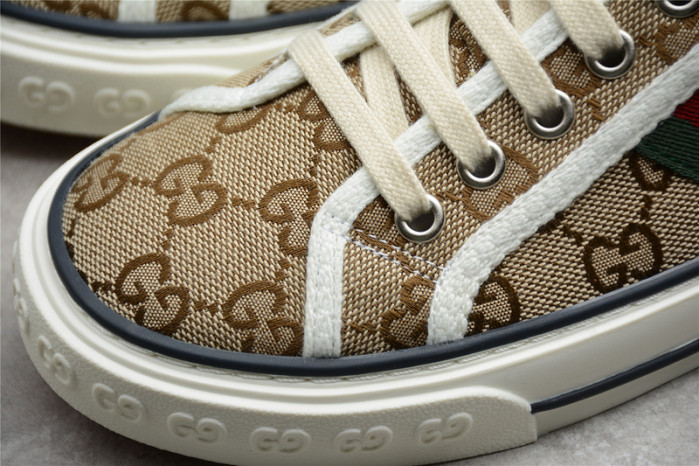 G*u*i sneaker