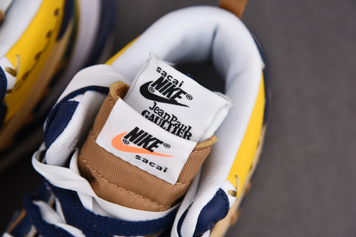 Nike Vaporwaffle sacai Jean Paul Gaultier Sesame DH9186-200