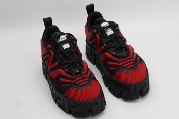 VERS SNEAKERS