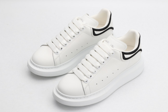 ALEXANDER MCQUEEN OVERSIZED