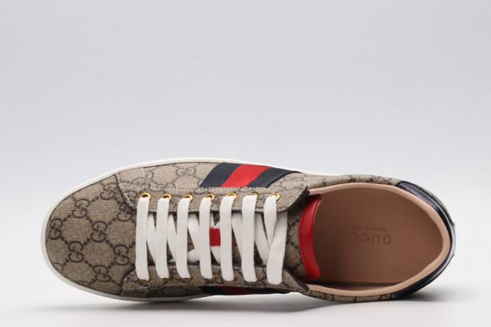 G*u*i  platform sneaker