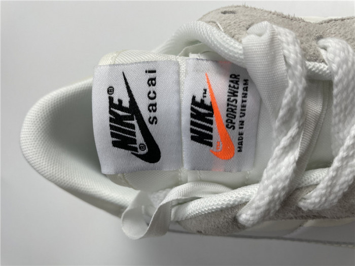 Sacai x Nike Vapor Waffle SP Sail White Gum DD1875-100