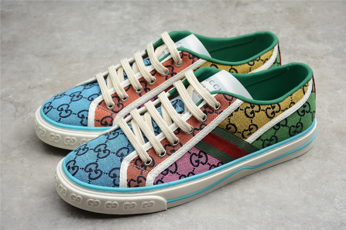 G*u*i sneaker