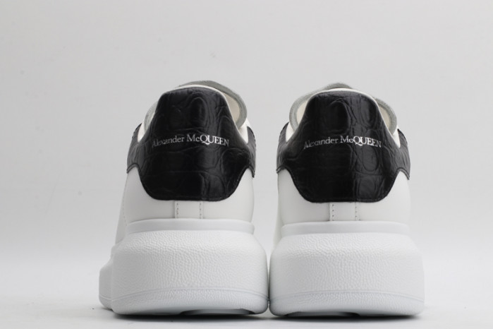 ALEXANDER MCQUEEN OVERSIZED