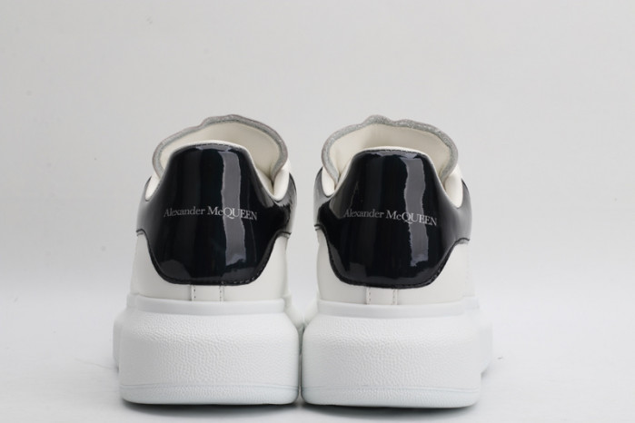ALEXANDER MCQUEEN OVERSIZED