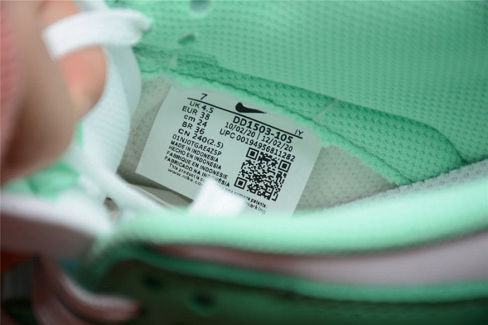 Nike Dunk Low Green Glow (W) - DD1503-105